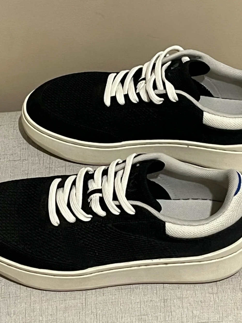 Rothy's The Court Sneaker - Black Signature Knit w/ Off-White Laces , size 8